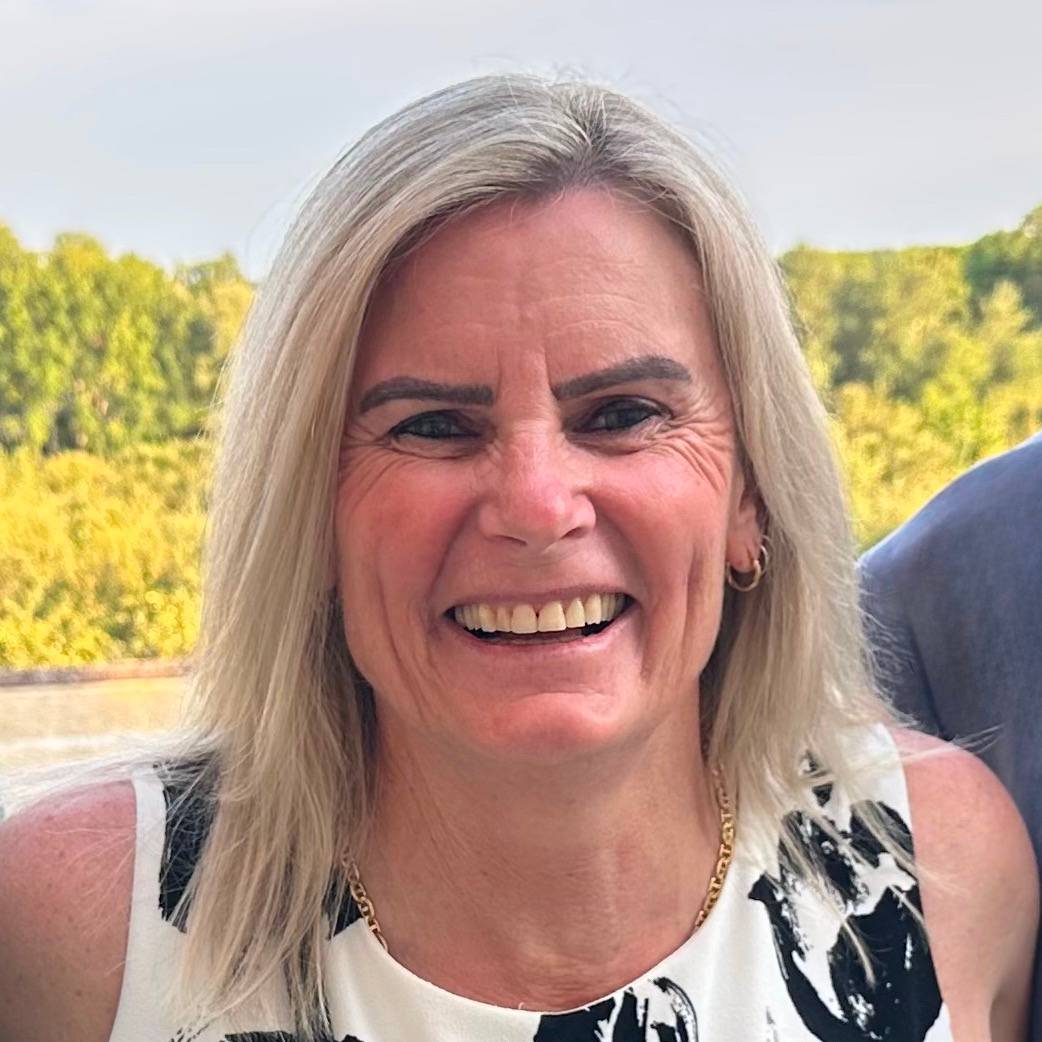 Tracey Arnott