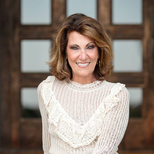 Lori Bowles
