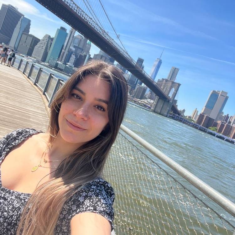 Silvia Calderon