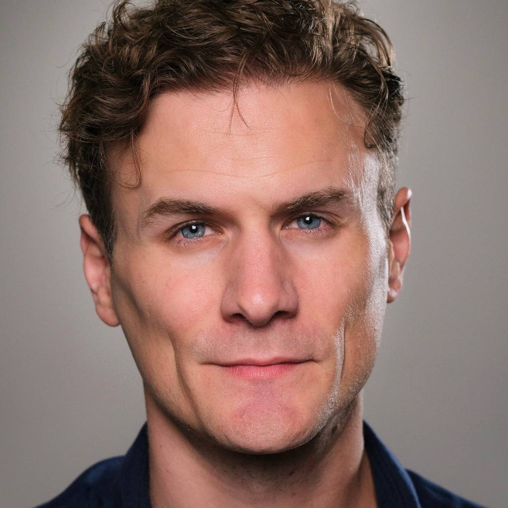 Christopher Gray