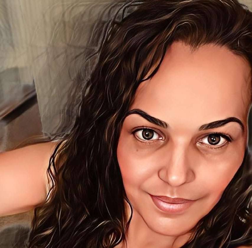 Clarisa Torres