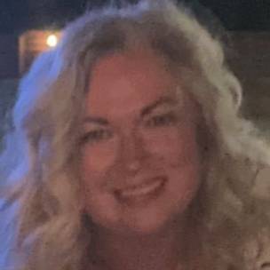 Cristy D Thomas