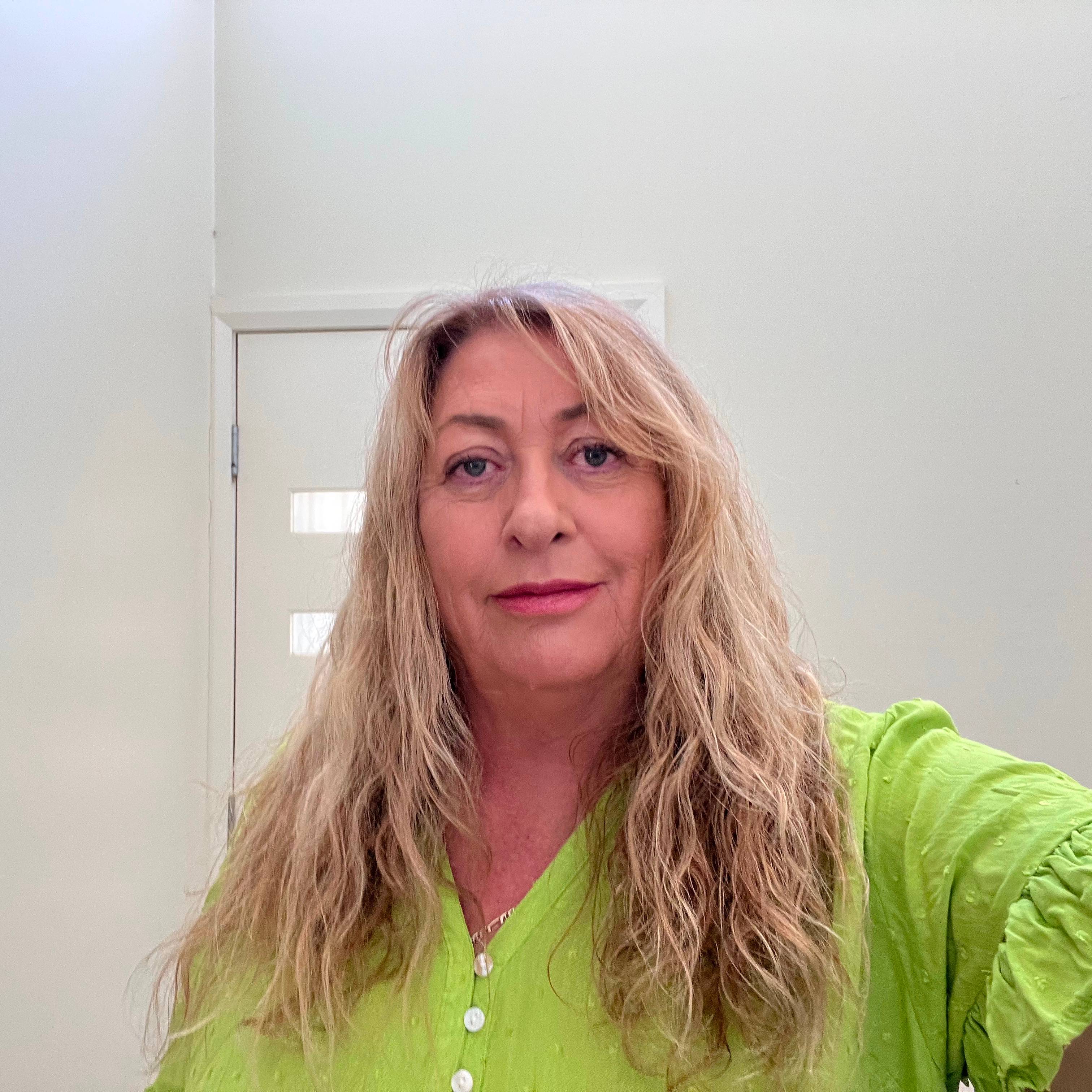 Debra Crisante