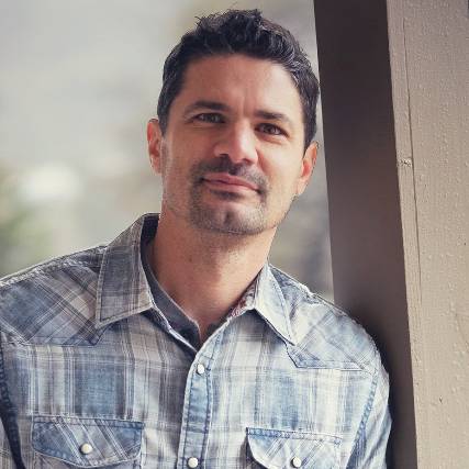 Lucas Harper
