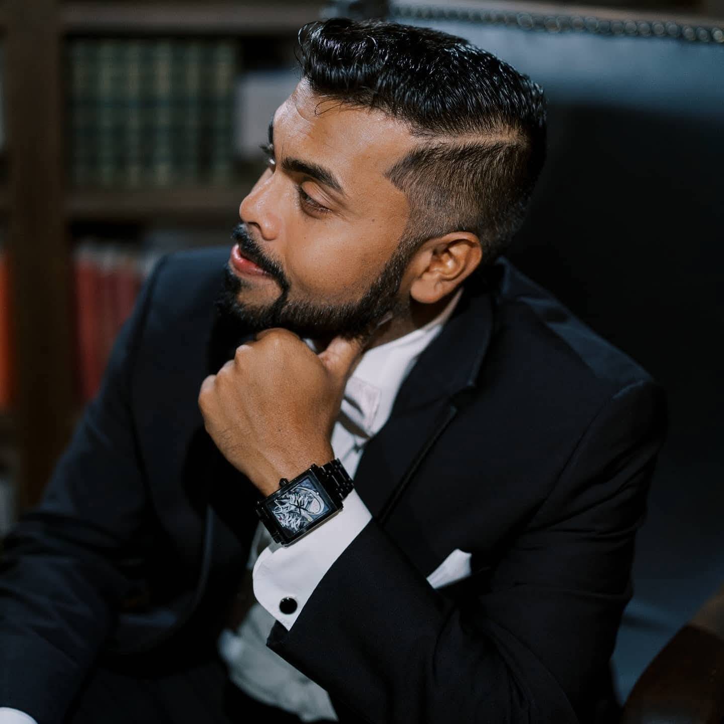Evan Shuvo