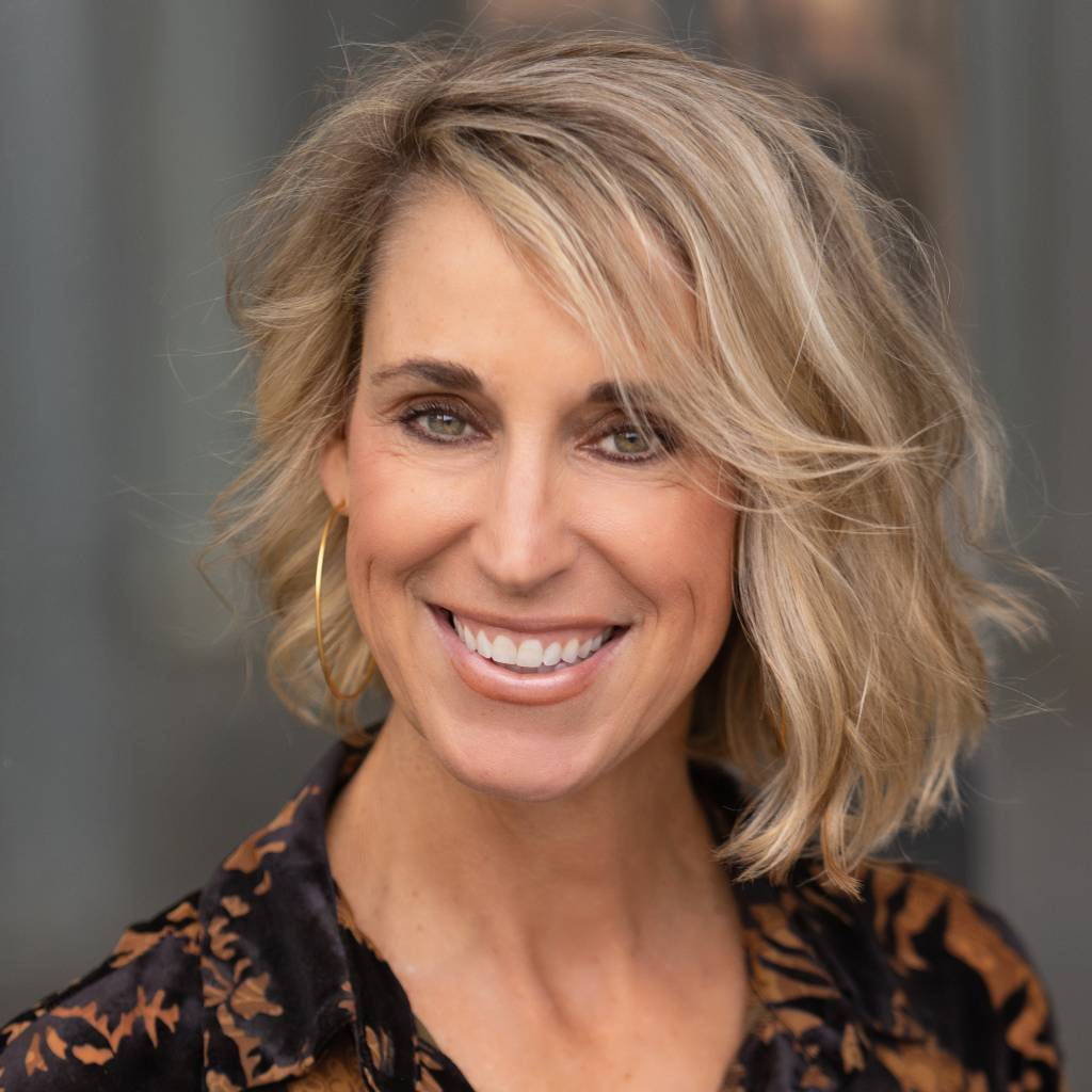Jennifer Robertson