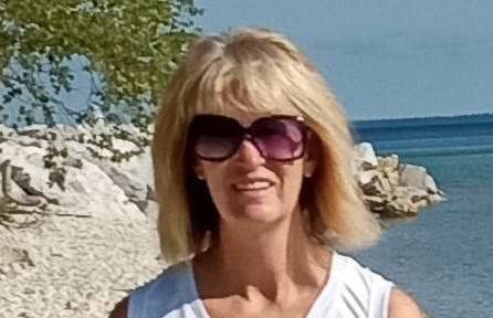 Kathy J Williams