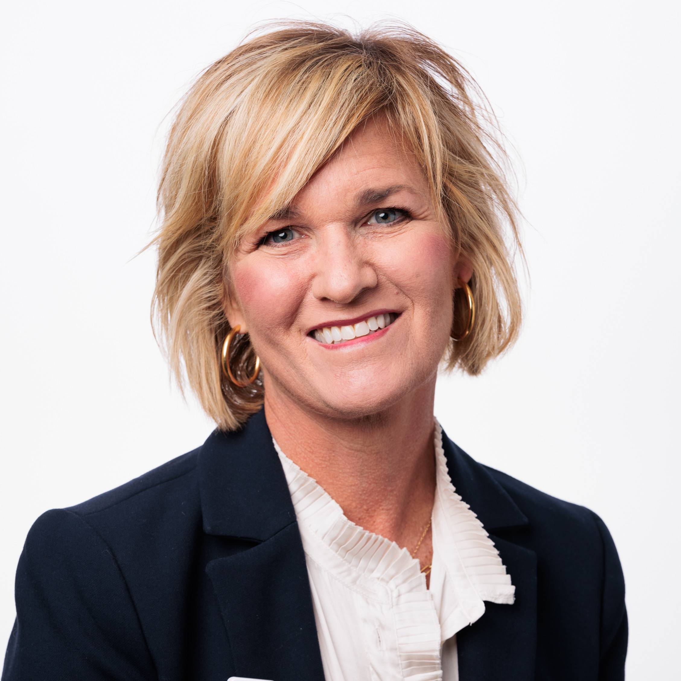 Lori Tenhundfeld