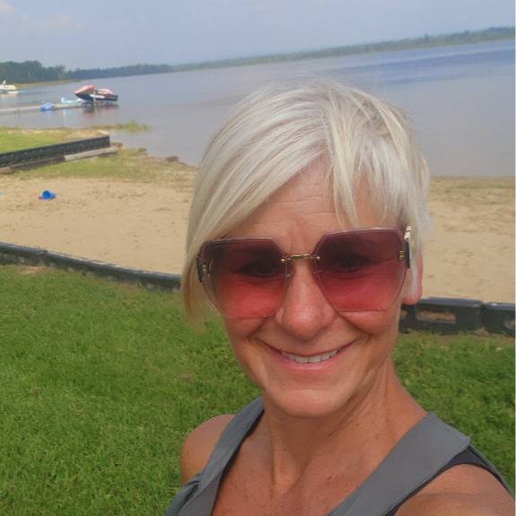 Louanne Macdonald
