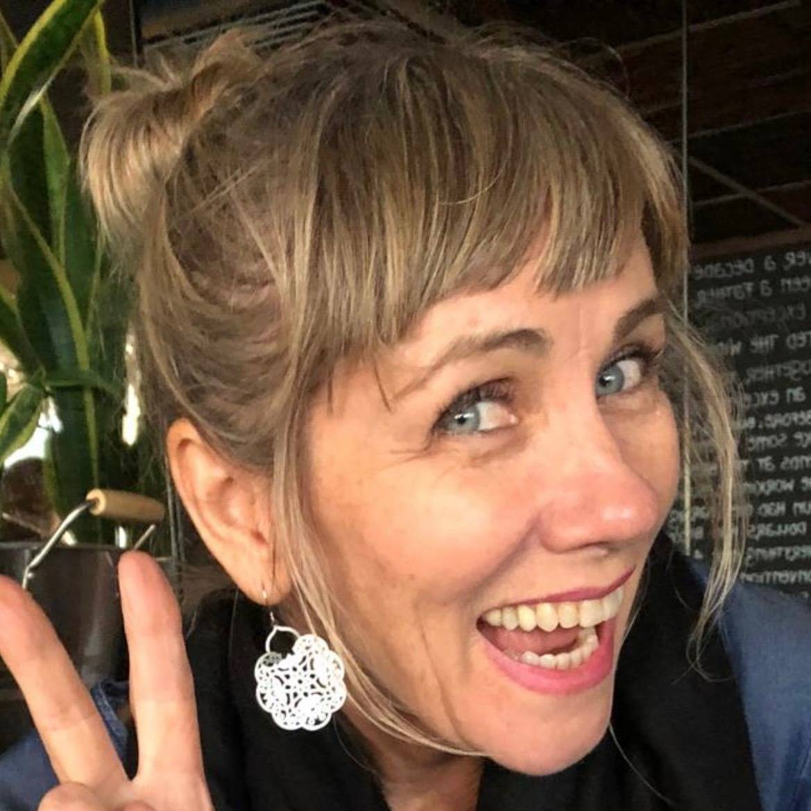 Shelley Rowlands