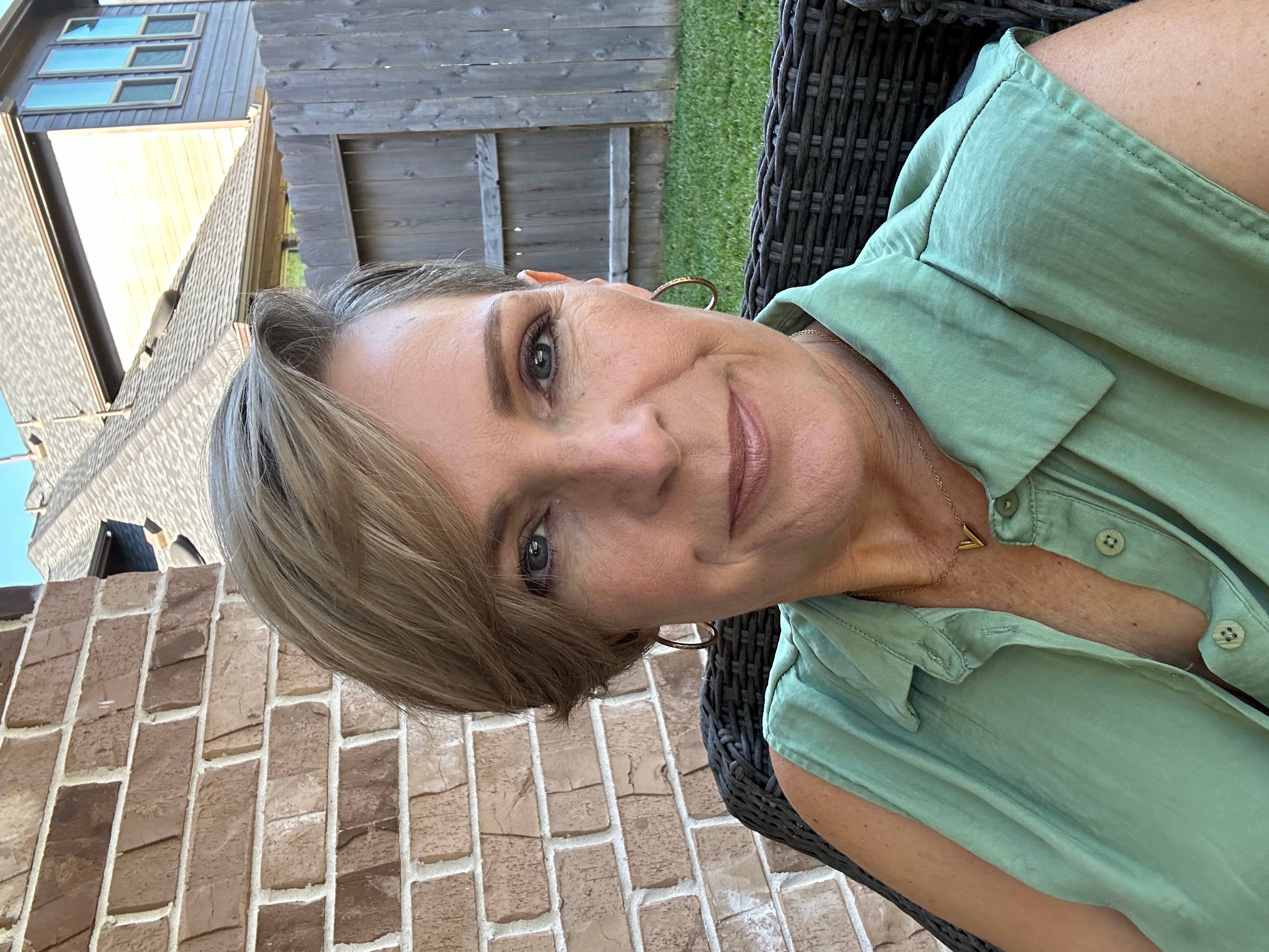 Val Robertson