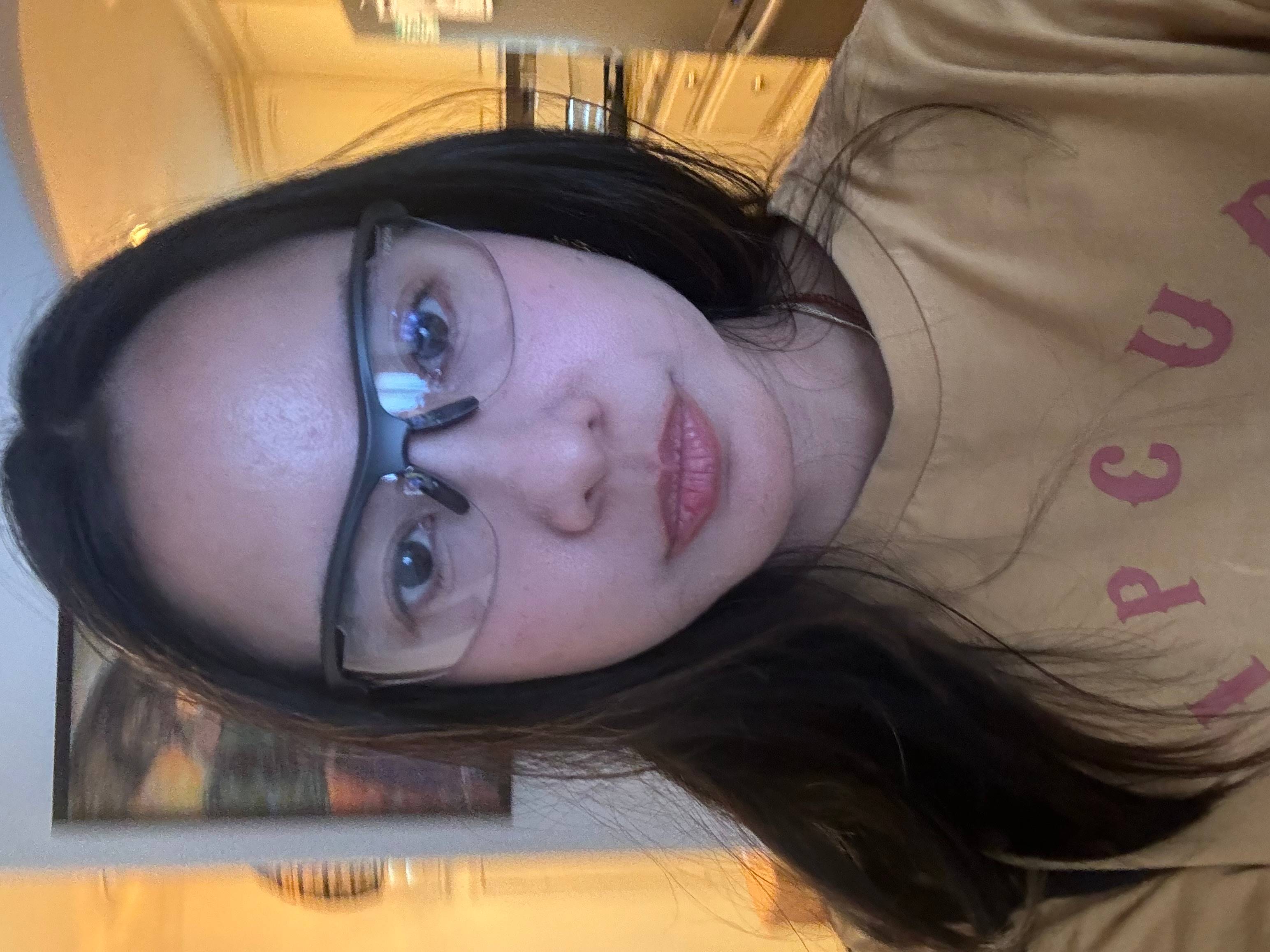 Eryn Krysel De Leon