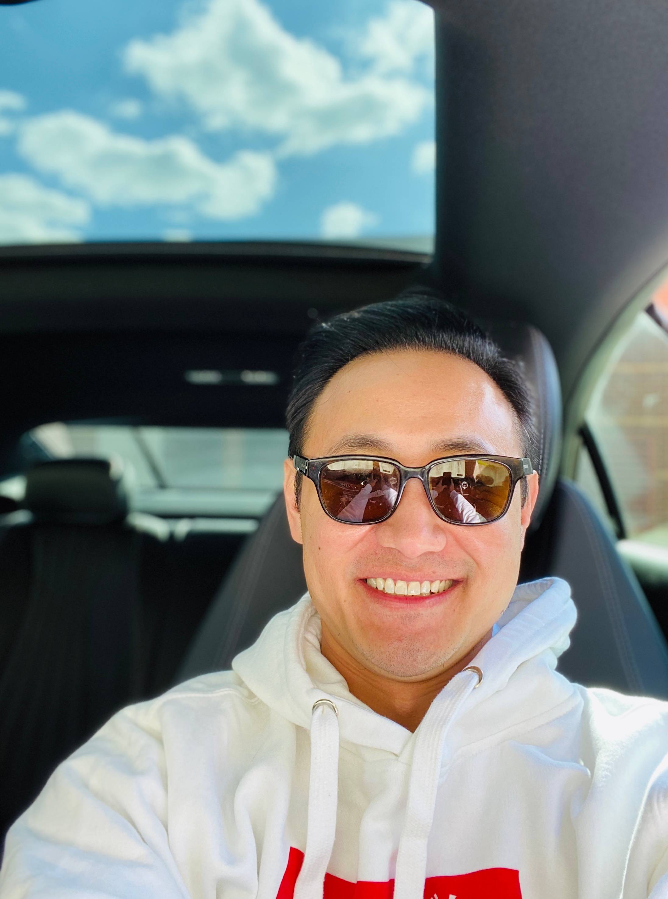 dennis um