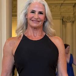 Amanda Viragh