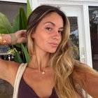  Liz A